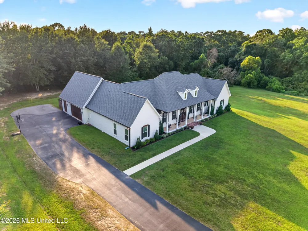 91 Herscel Mitchell Road Picayune, MS 39466