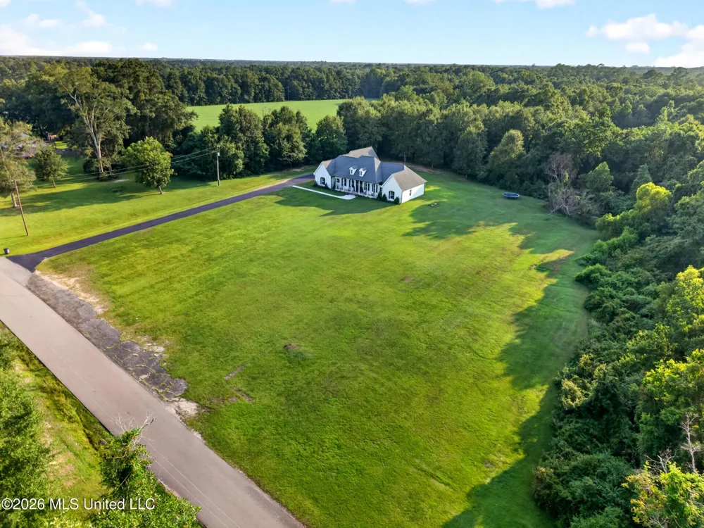 91 Herscel Mitchell Road Picayune, MS 39466