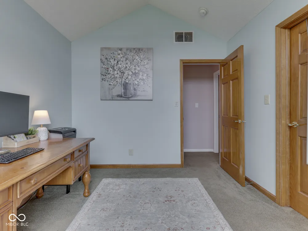 615 Hummingbird Lane Whiteland, IN 46184