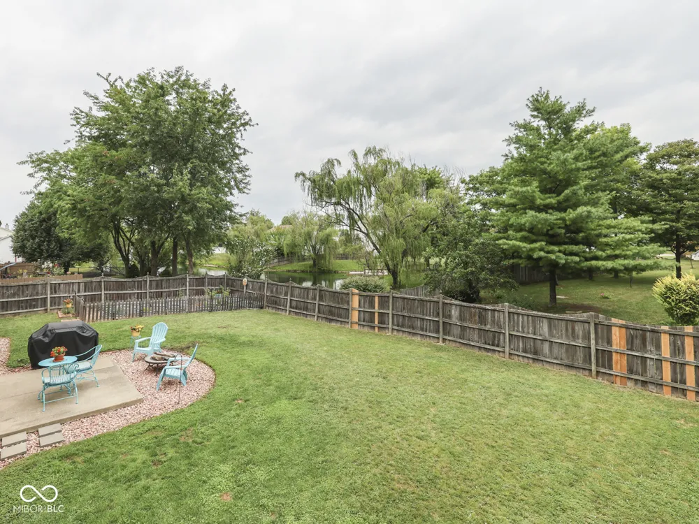615 Hummingbird Lane Whiteland, IN 46184