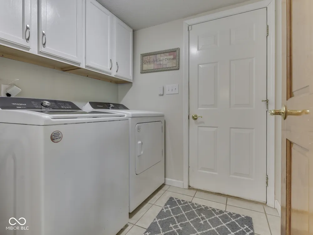 615 Hummingbird Lane Whiteland, IN 46184