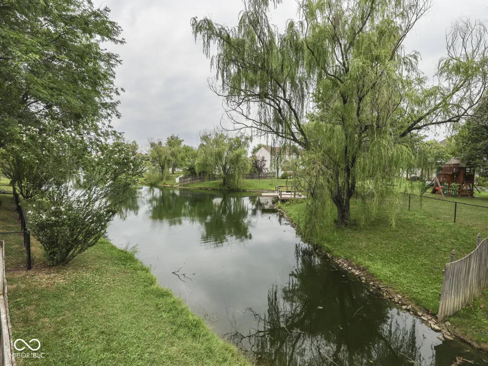 615 Hummingbird Lane Whiteland, IN 46184