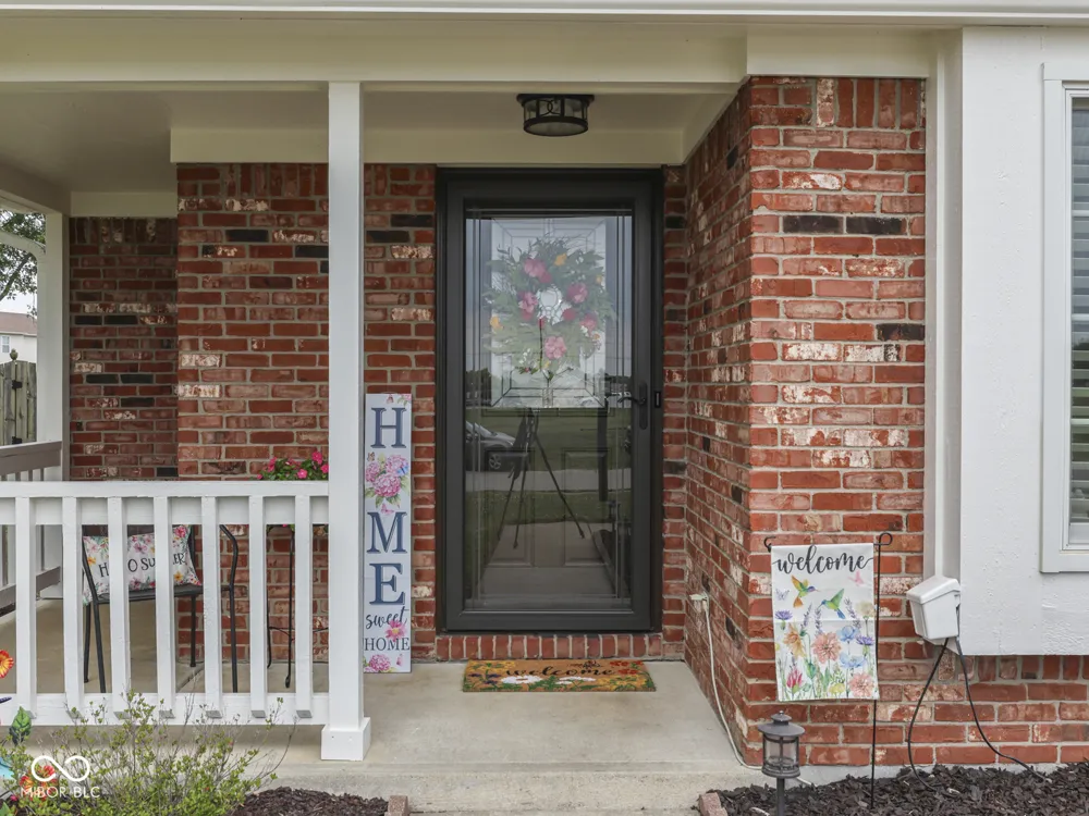 615 Hummingbird Lane Whiteland, IN 46184