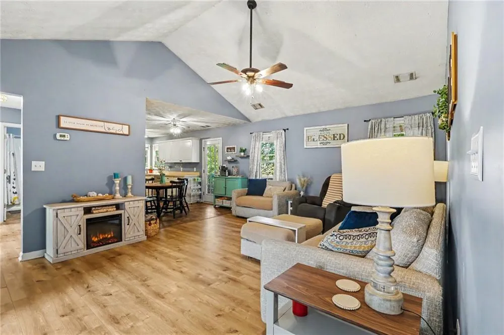 409 Bear Cub Path Social Circle, GA 30025