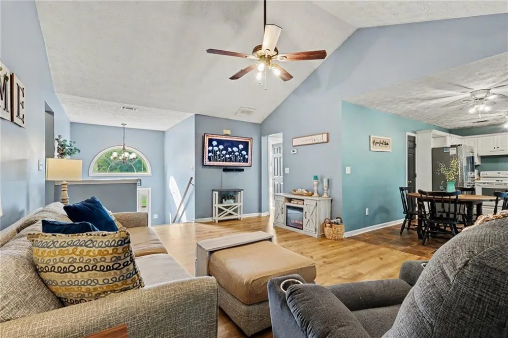 409 Bear Cub Path Social Circle, GA 30025