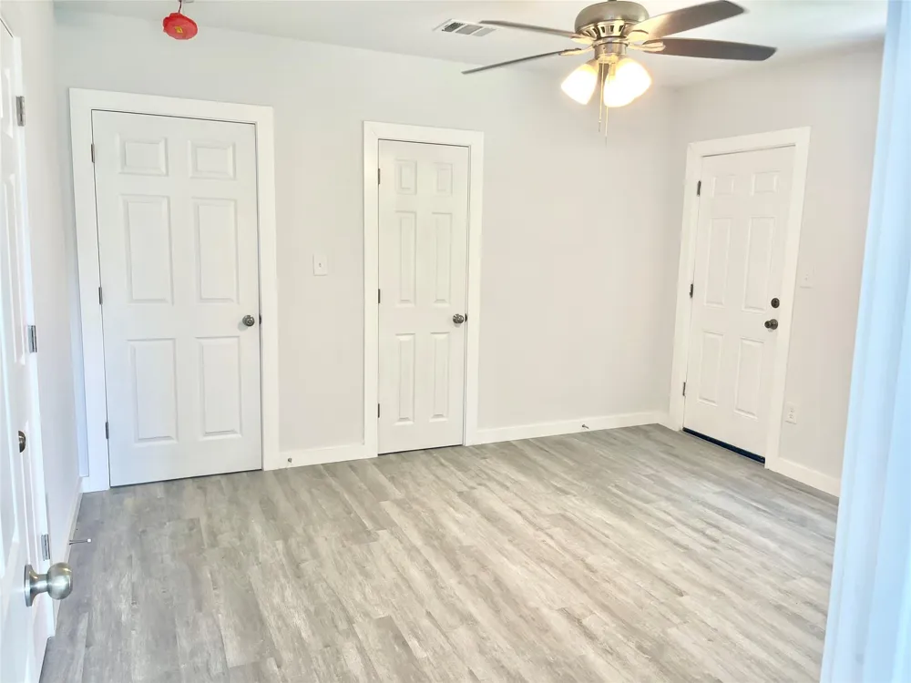 1785 S Byrd Avenue Shepherd, TX 77371