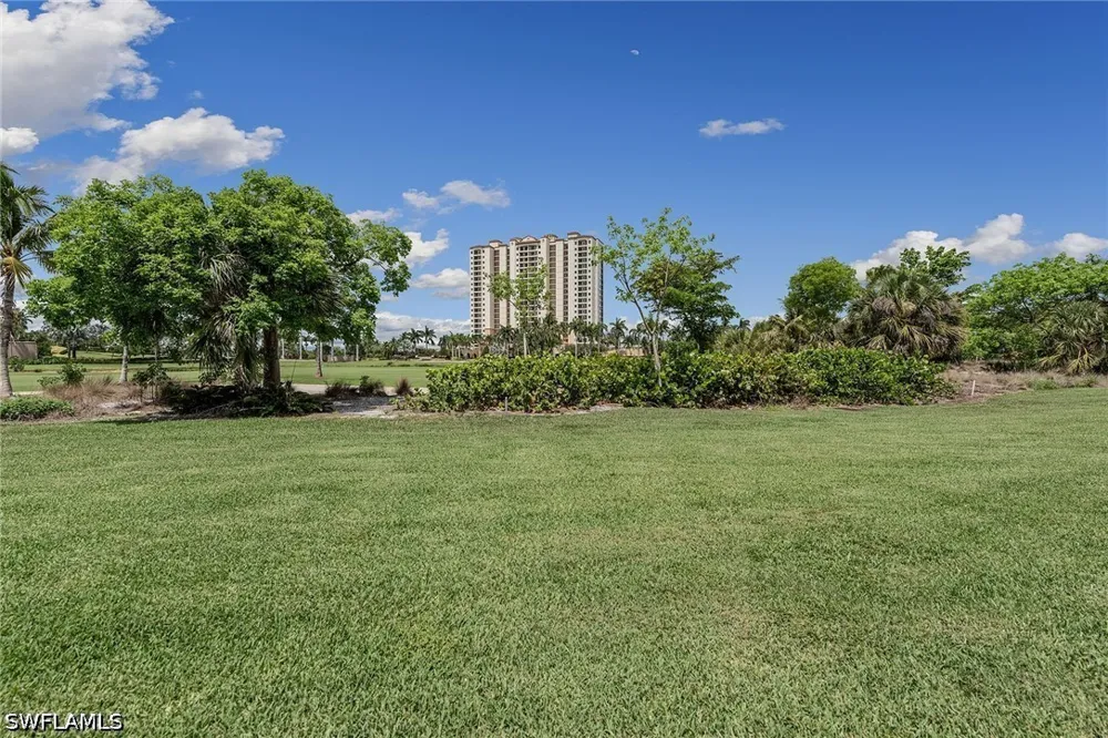 Rialto Way #102 Naples, FL 34114