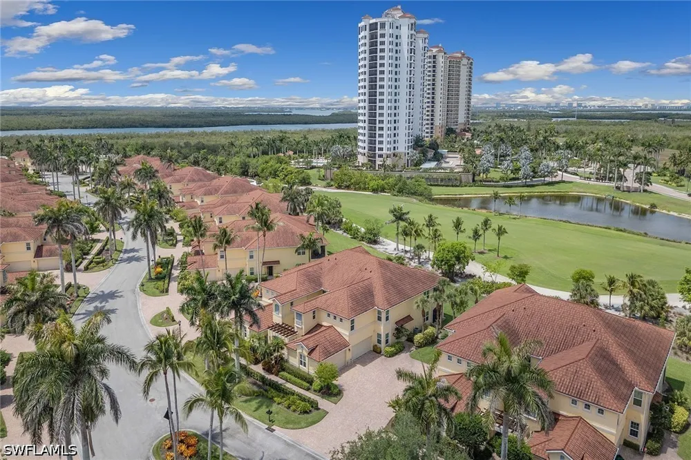 Rialto Way #102 Naples, FL 34114
