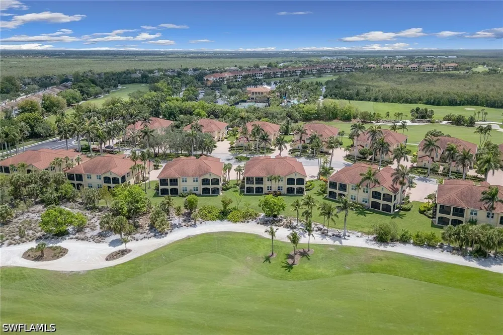 Rialto Way #102 Naples, FL 34114