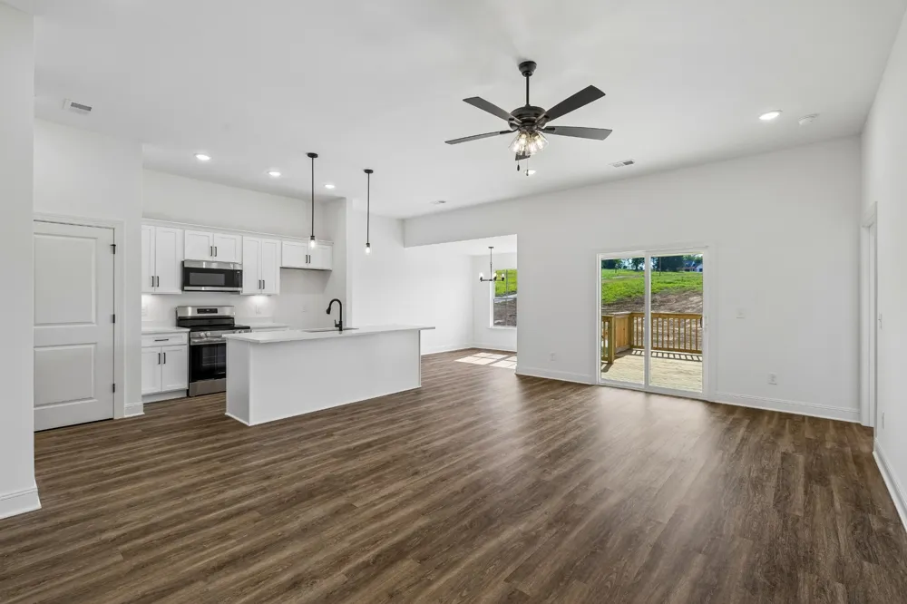 7982 Gideon Rd Greenbrier, TN 37073