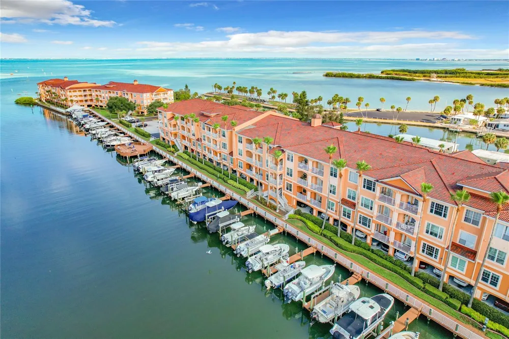 5000 CULBREATH KEY WAY #4-306 Tampa, FL 33611