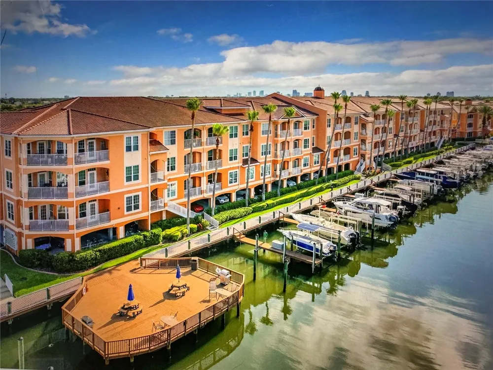 5000 CULBREATH KEY WAY #4-306 Tampa, FL 33611