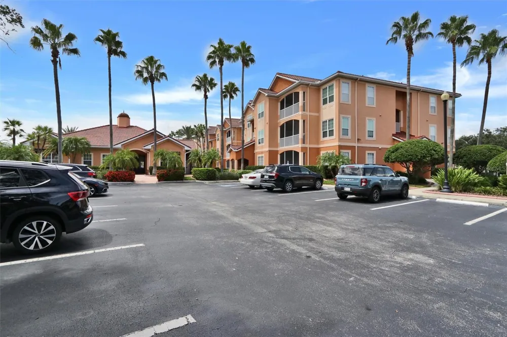 5000 CULBREATH KEY WAY #4-306 Tampa, FL 33611