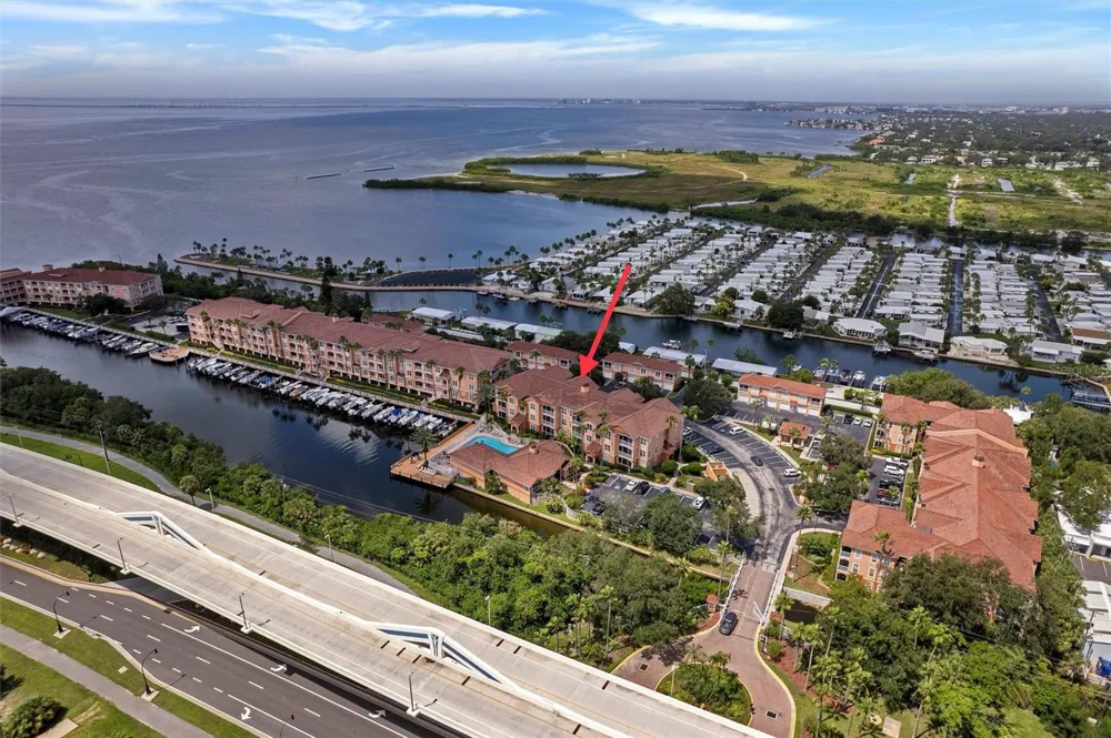 5000 CULBREATH KEY WAY #4-306 Tampa, FL 33611