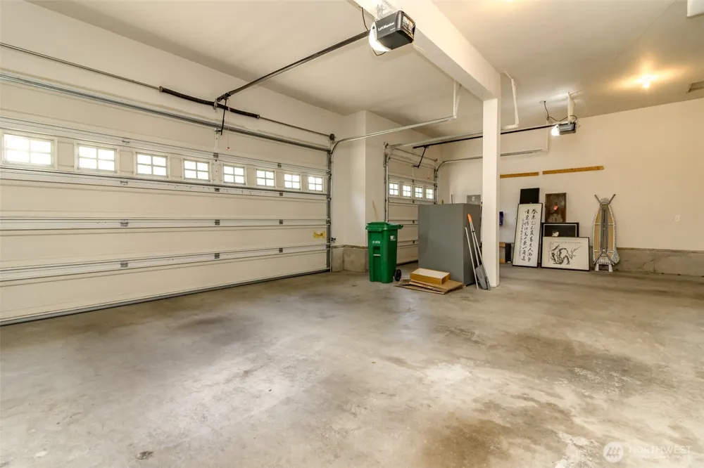 37825 35th Way S Auburn, WA 98001