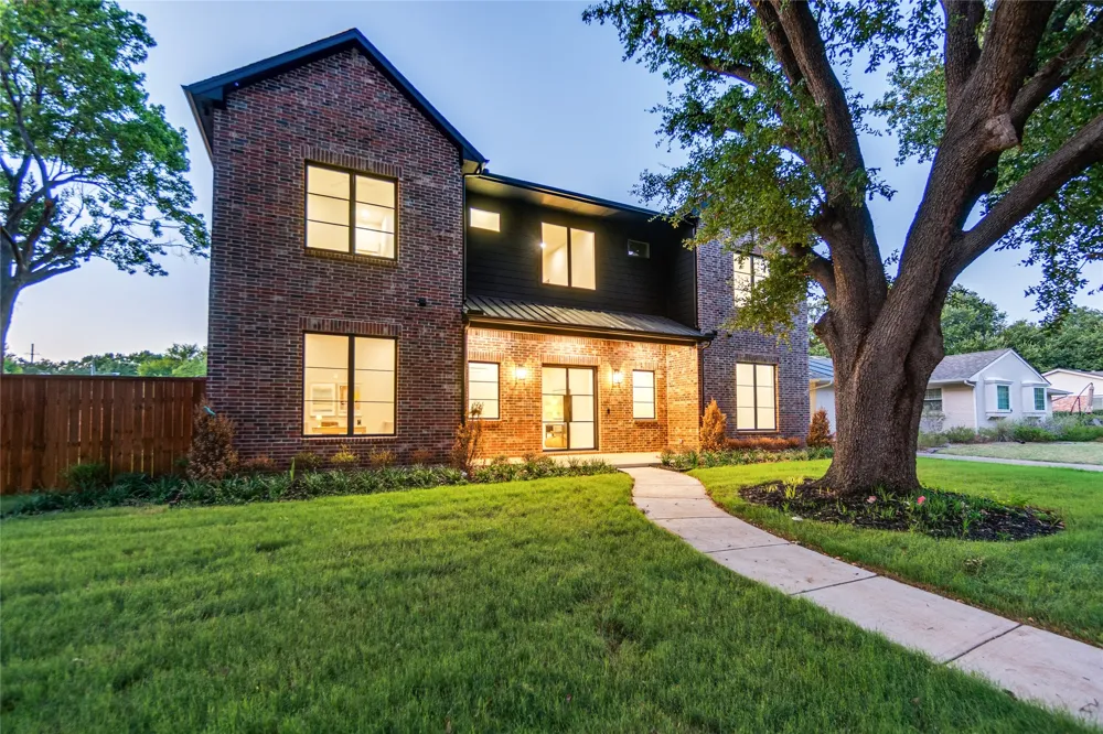 3507 Warick Drive Dallas, TX 75229