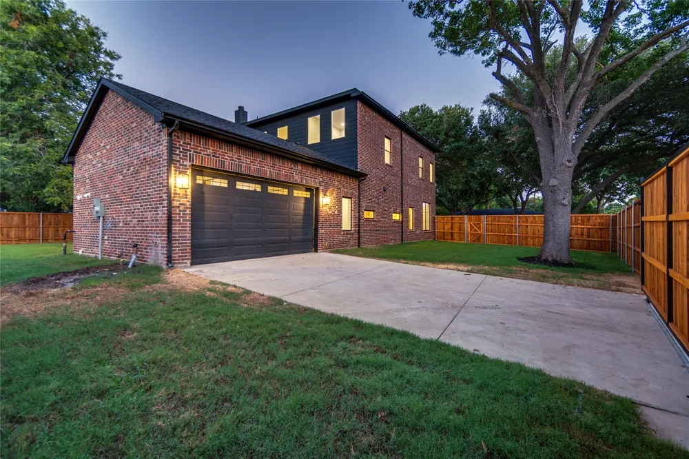 3507 Warick Drive Dallas, TX 75229