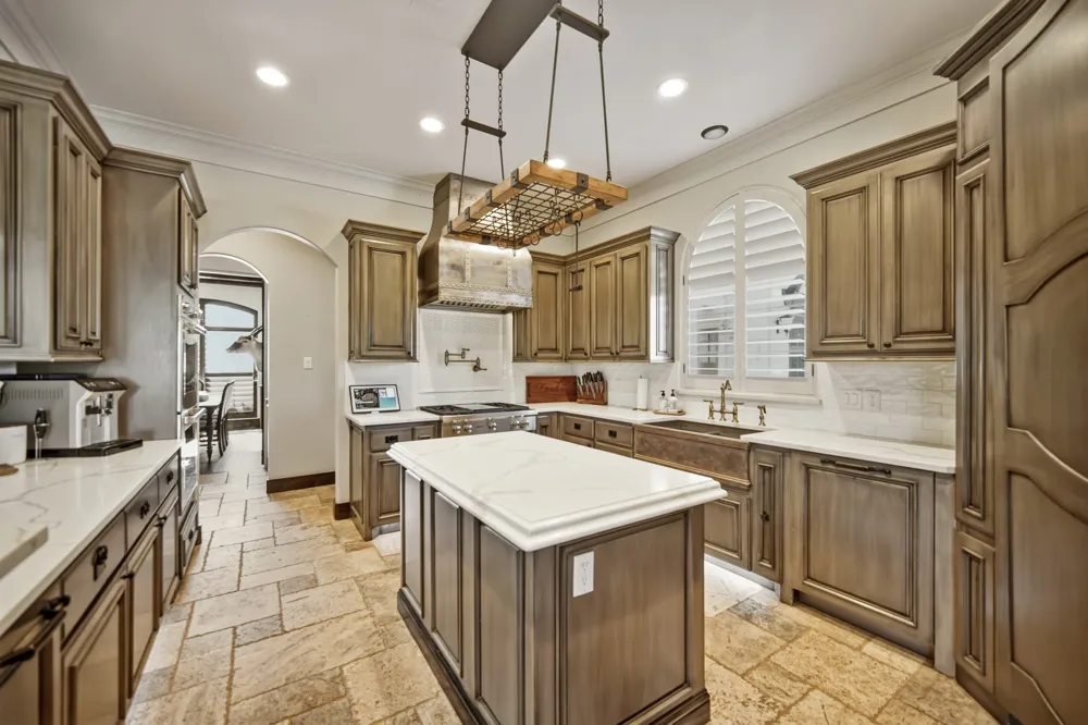 354 Ballpark Way Jacksboro, TX 76458
