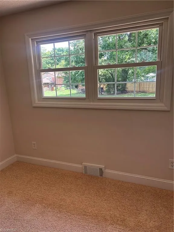 5726 Edgar Road Archdale, NC 27263
