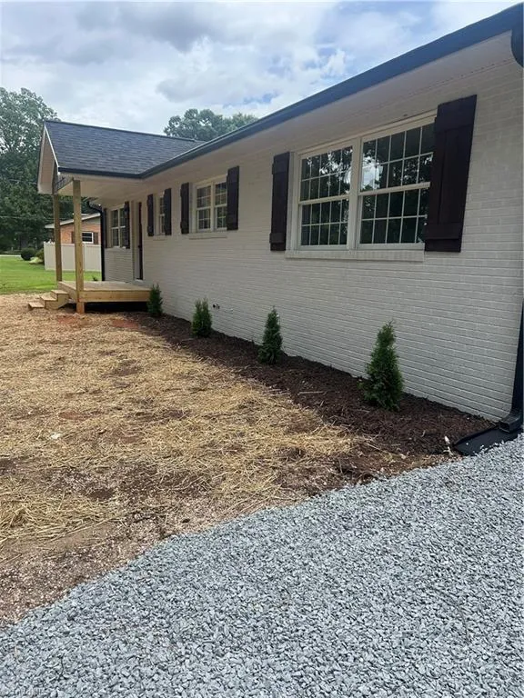 5726 Edgar Road Archdale, NC 27263