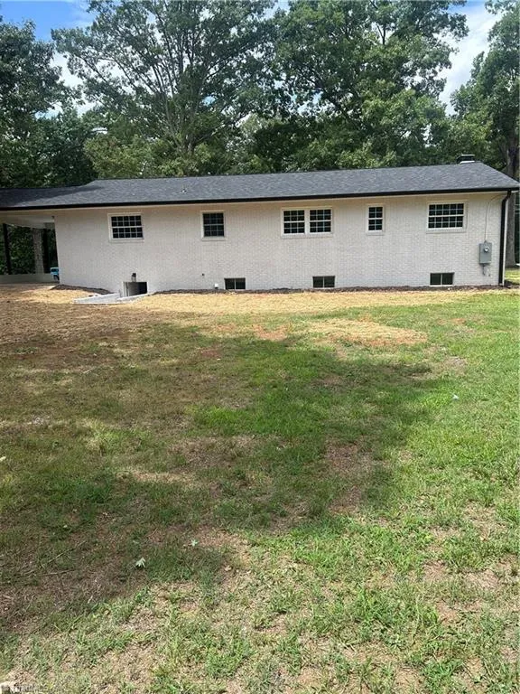 5726 Edgar Road Archdale, NC 27263