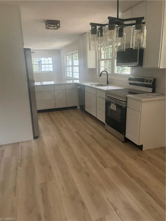 5726 Edgar Road Archdale, NC 27263