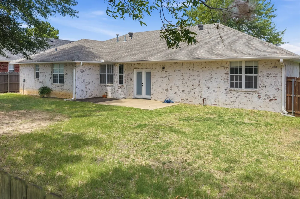 1908 S 6th Avenue NW Ardmore, OK 73401