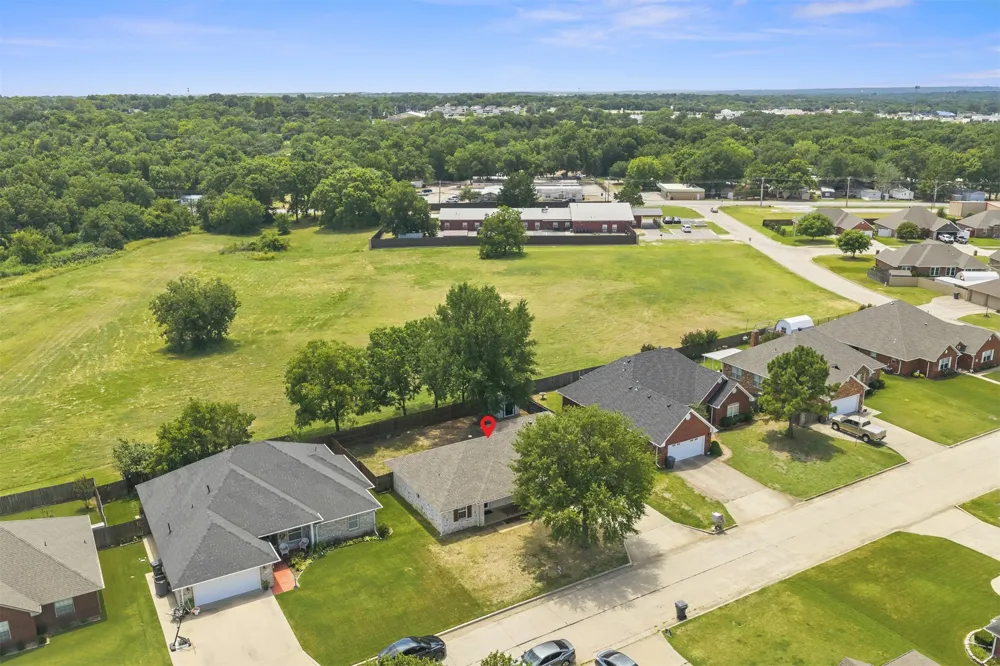 1908 S 6th Avenue NW Ardmore, OK 73401