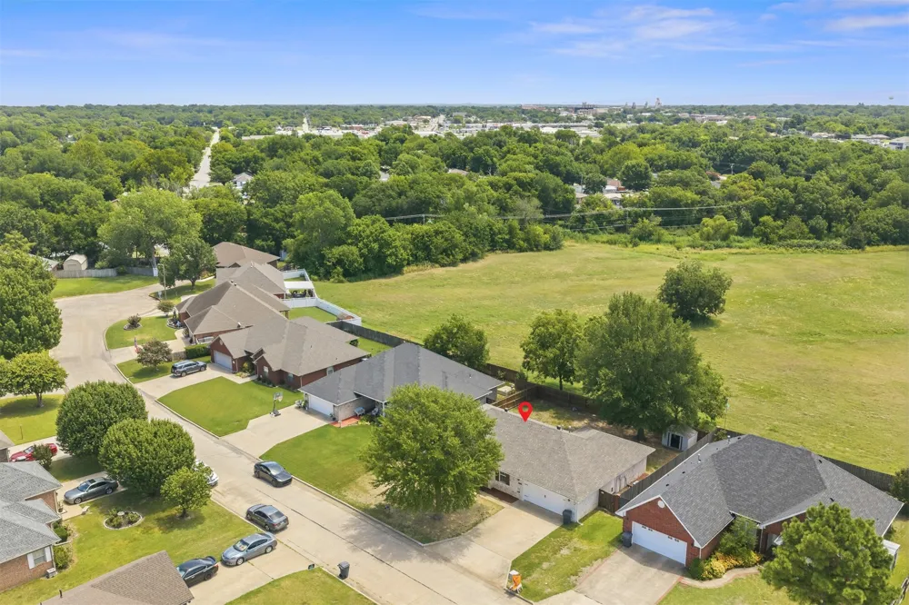 1908 S 6th Avenue NW Ardmore, OK 73401