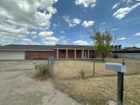 1308 Lion Street
