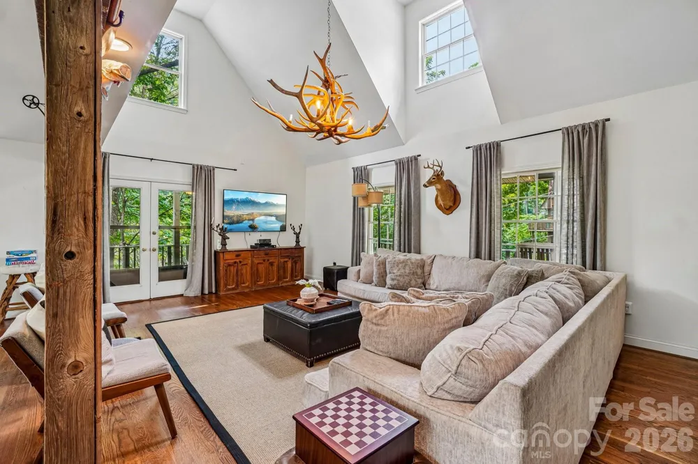 950 Main Street #4 Chimney Rock, NC 28720