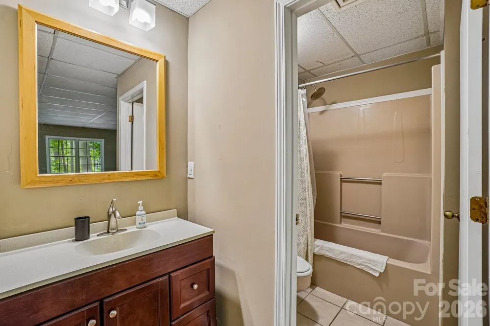 950 Main Street #4 Chimney Rock, NC 28720