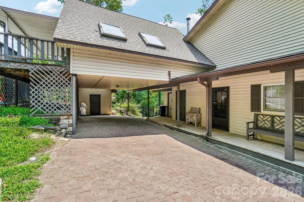 950 Main Street #4 Chimney Rock, NC 28720