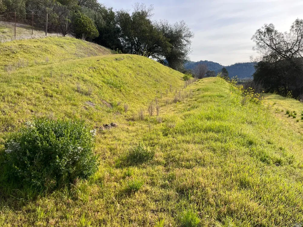 31420 Highway 128 Cloverdale, CA 95425