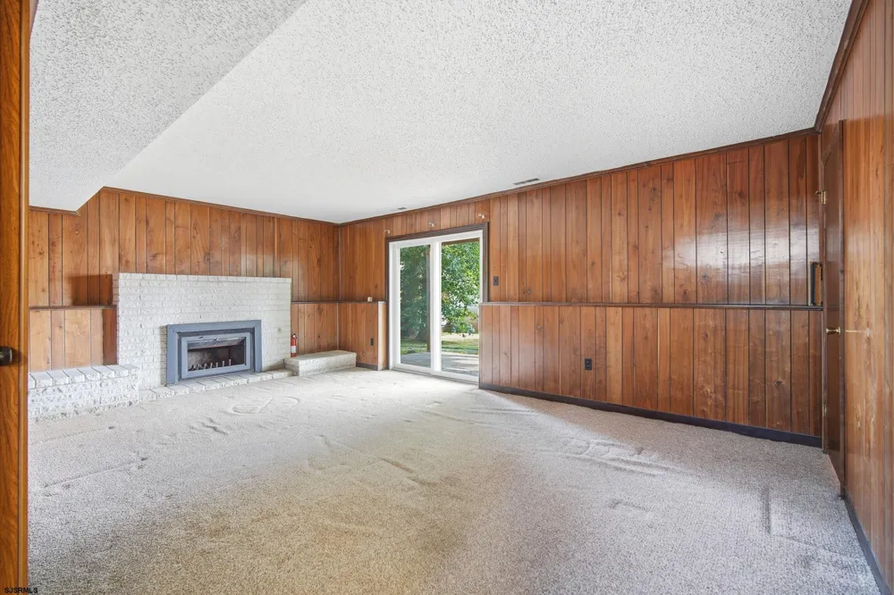 1108 Spring Absecon, NJ 08201