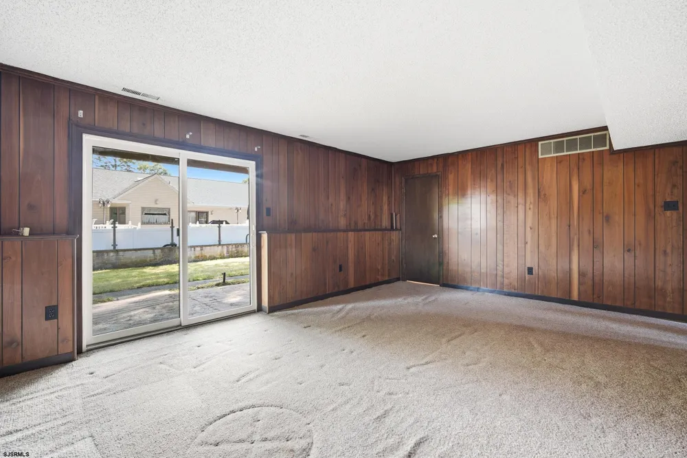 1108 Spring Absecon, NJ 08201