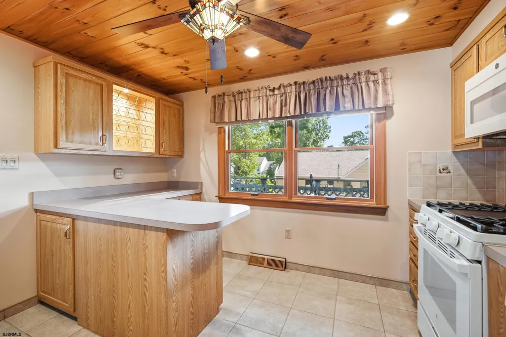 1108 Spring Absecon, NJ 08201