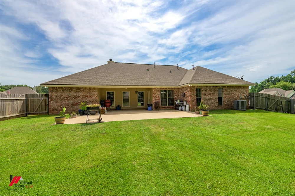 1855 Sparrow Ridge Haughton, LA 71037
