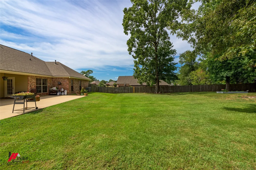 1855 Sparrow Ridge Haughton, LA 71037