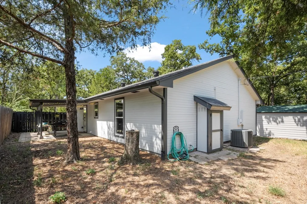 138 Wildgrove Drive Gun Barrel City, TX 75156
