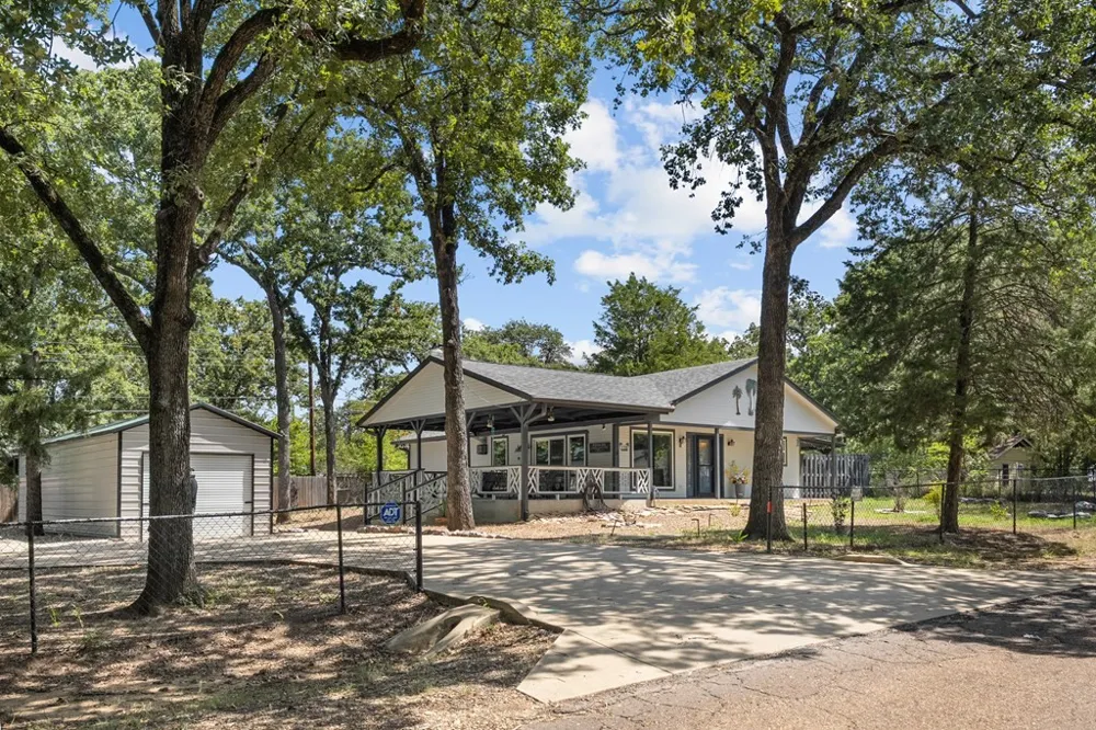 138 Wildgrove Drive Gun Barrel City, TX 75156