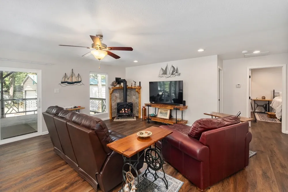 138 Wildgrove Drive Gun Barrel City, TX 75156