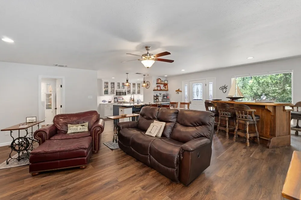 138 Wildgrove Drive Gun Barrel City, TX 75156
