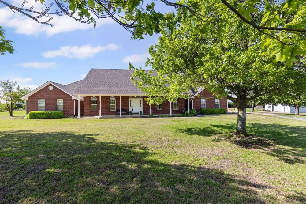 4223 County Road 2727 Caddo Mills, TX 75135