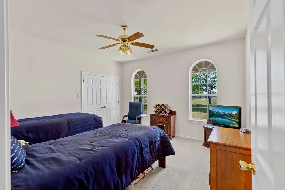4223 County Road 2727 Caddo Mills, TX 75135