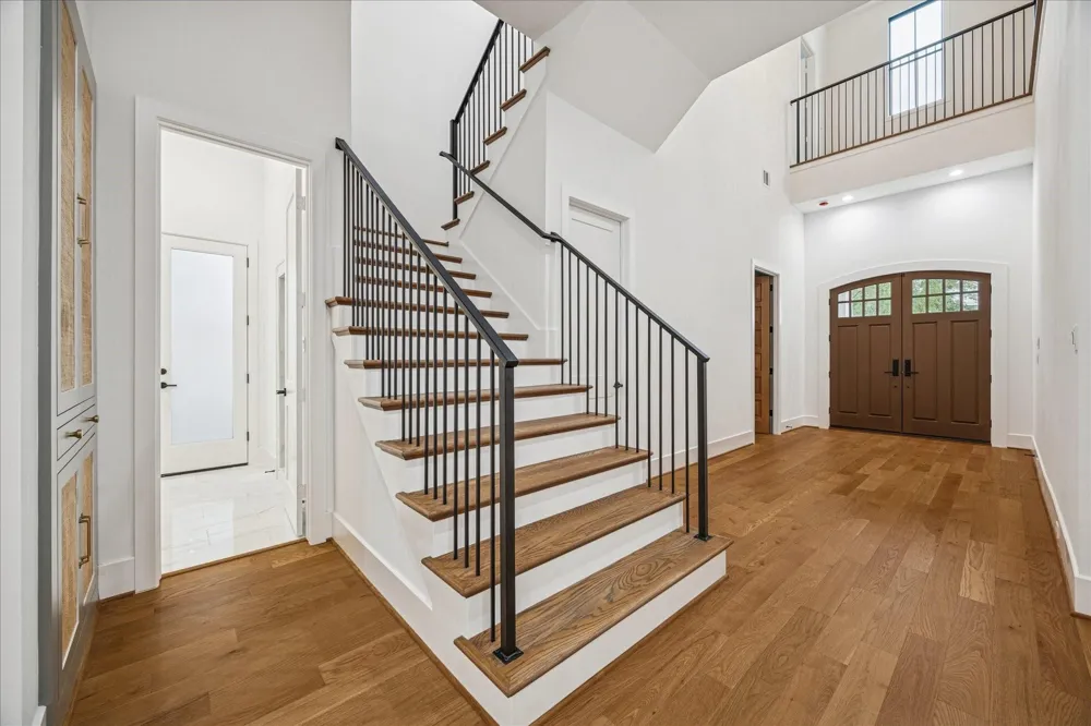 867 W 42nd Street Houston, TX 77018