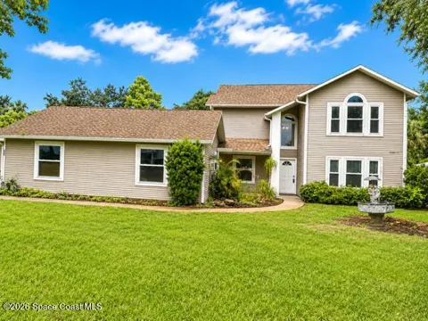 195 River Road Circle