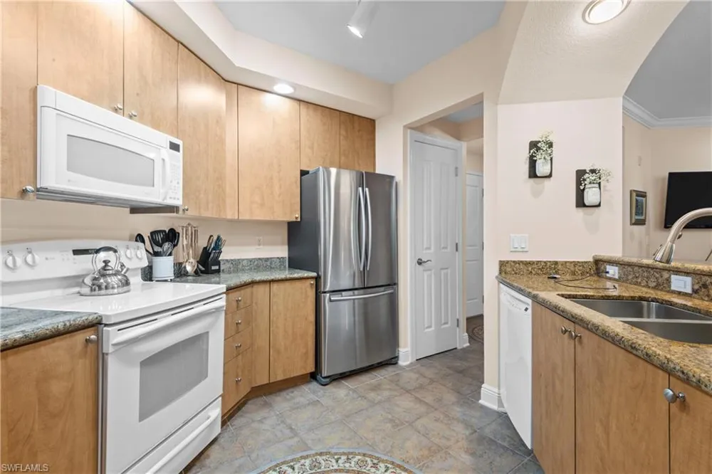 2825 Palm Beach Boulevard #213 Fort Myers, FL 33916