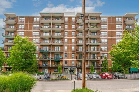 1815 Wm H Taft Road #207