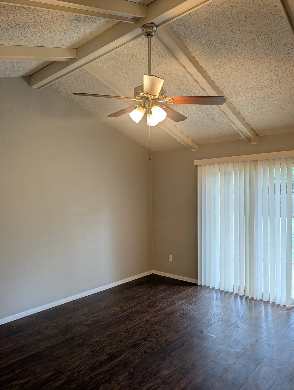 633 Christie Court Everman, TX 76140